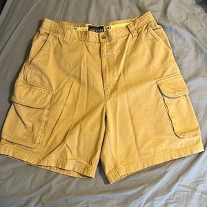 Men’s cargo shorts khaki tan size 36